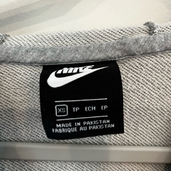 Gray Nike Hoodie - Picture 3 of 3